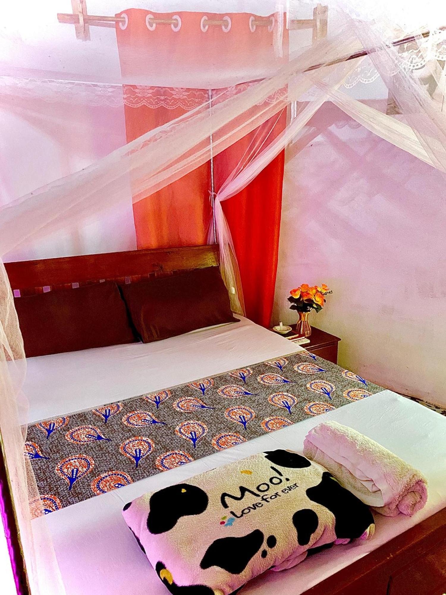 African Hut Tiny Cottage Diani Beach Kültér fotó